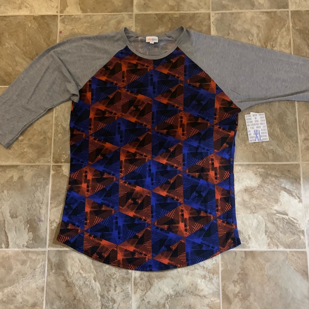 LulaRoe Geometric Pattern Randy - Picture 1 of 3